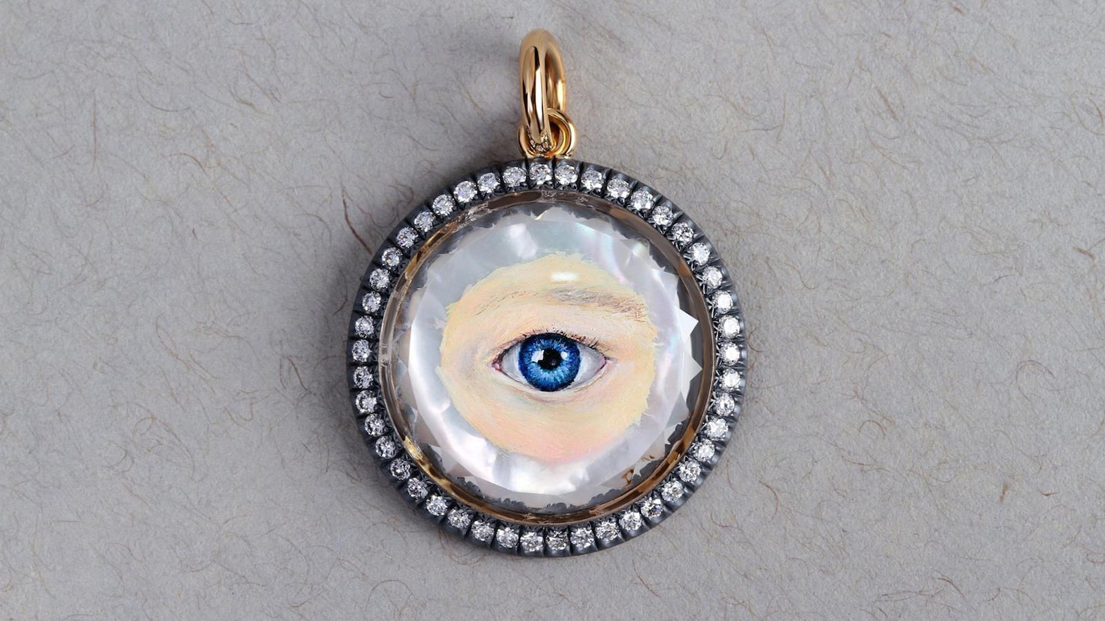 200510-higgs-lovers-eyes-hero_hvqj3f