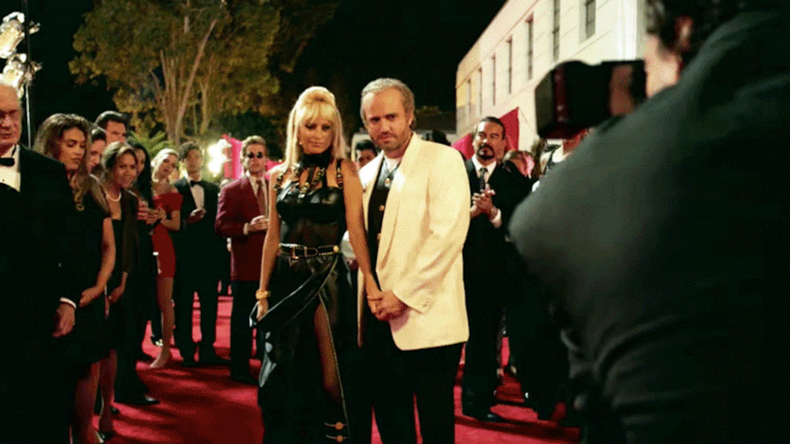 171212-fallon-american-crime-story-hero-5_fqgder