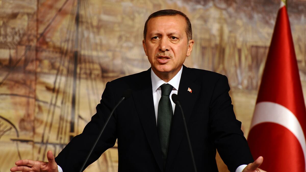 cheats/2011/12/24/turkey-accuses-france-of-genocide/turkey-accuses-france-genocide-erdogan-cheat_hoksrd