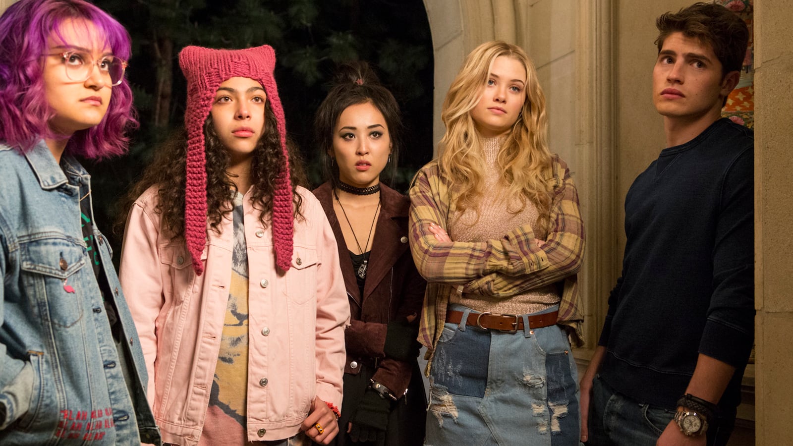 171120-madison-runaways-tease_pt7fmc