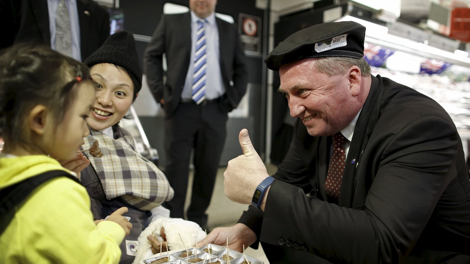Barnaby Joyce was filmed lying in the street talking on his cellphone.