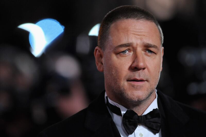 galleries/2012/12/13/justin-bieber-russell-crowe-more-nine-crazy-celebrity-murder-plots-photos/murder-plots-crow_w5994t