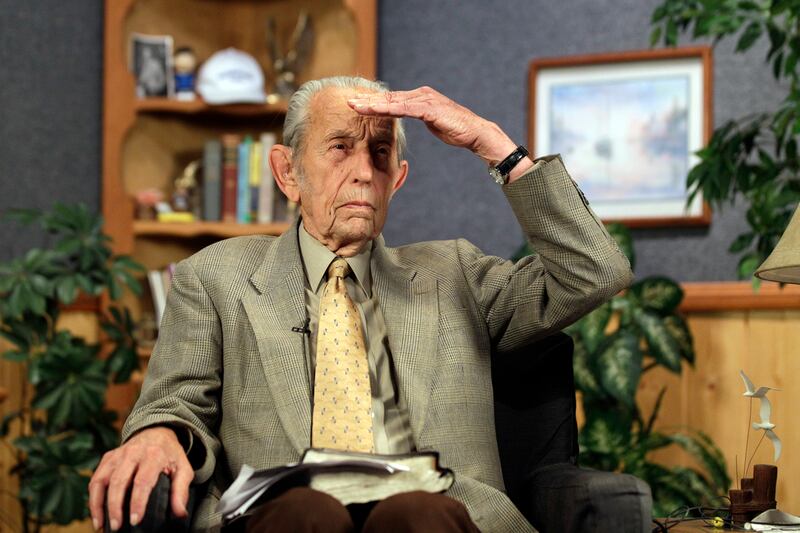 galleries/2011/11/22/things-we-are-thankful-for-photos/things-we-are-thankful-for-harold-camping_tsv43i