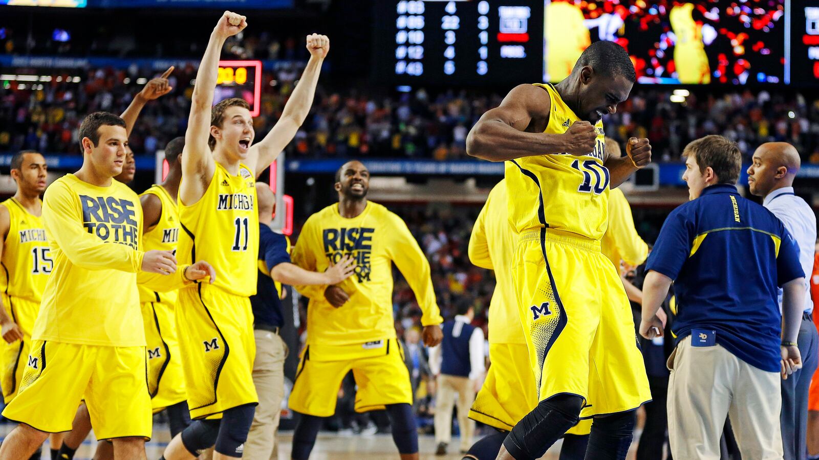 cheats/2013/04/07/michigan-upsets-syracuse/130407-michigan-ncaa-final-game-cheat_obwzzn