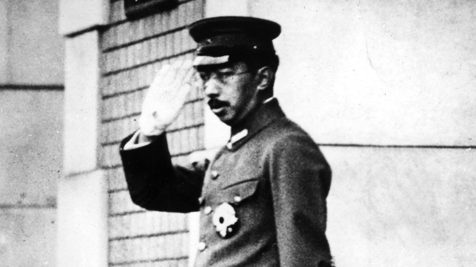 cheats/2014/09/09/emperor-warned-against-u-s-wwii-attack/140909-emperor-hirohito-cheat_dfsehs