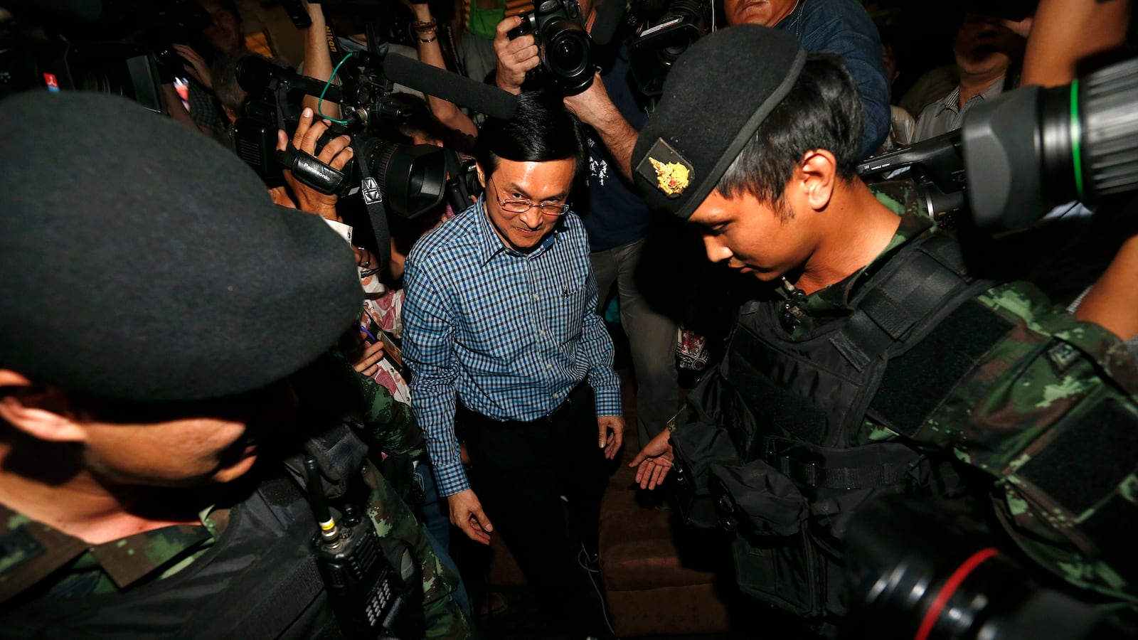 cheats/2014/05/28/thai-troops-seize-coup-opponent/140528-thailand-cheat_mlgbm1
