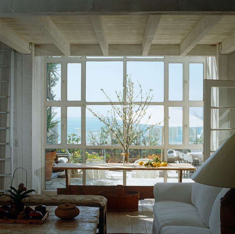 galleries/2013/04/05/omg-i-want-this-house-malibu-photos/130403-omg-malibu9_ikazjk