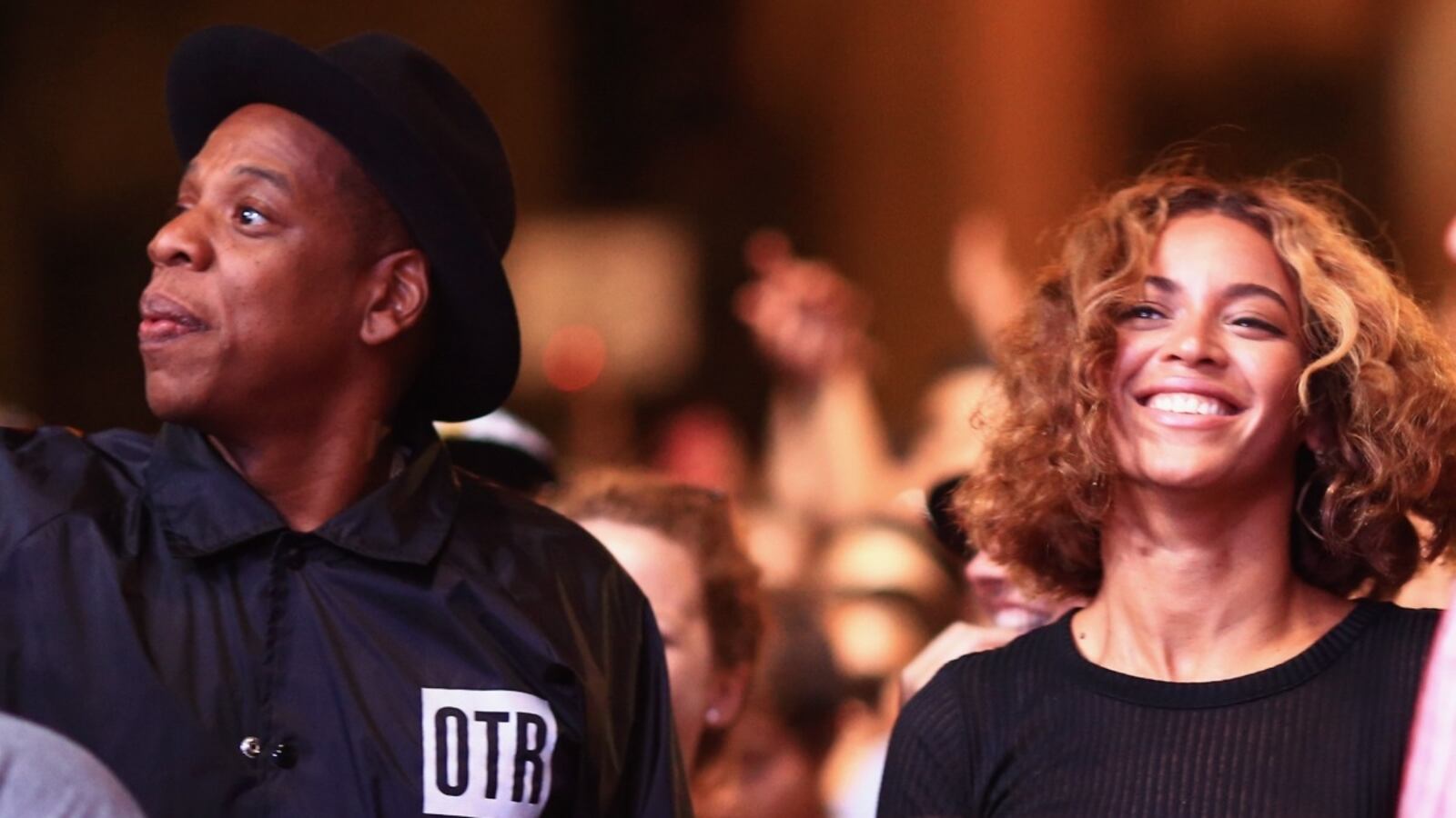 cheats/2014/11/03/new-beyonce-album-tracklist-leaks/141103-beyonce-album_tdt7aq