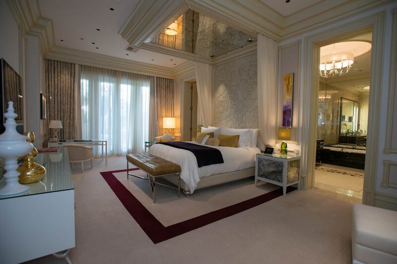 galleries/2013/05/08/it-costs-how-much-12-crazy-expensive-hotel-suites-photos/130507-mirage_bydhv6