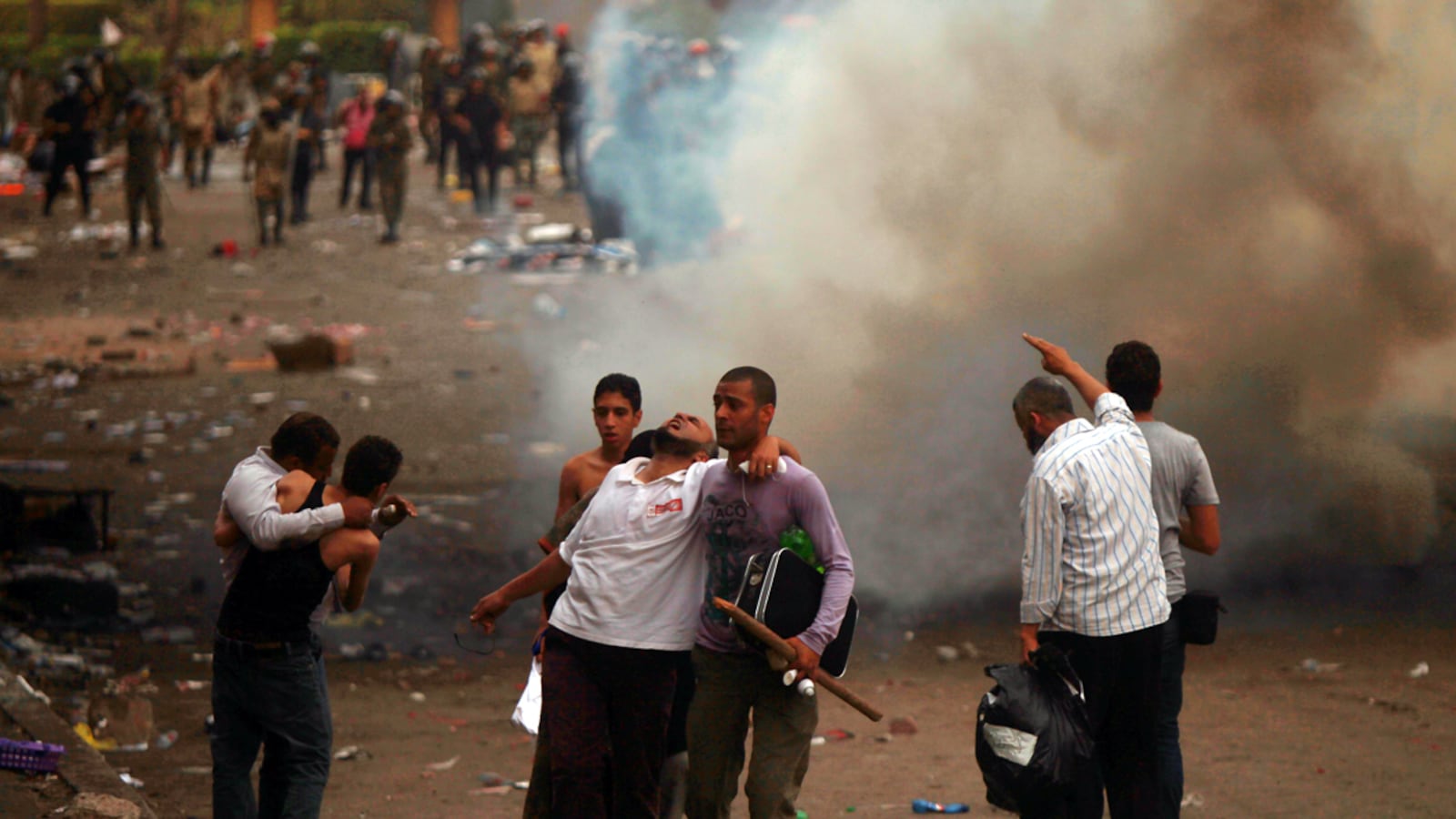 articles/2012/05/06/egypt-clashes-a-revolution-hangover/egypt-protests-ephron_sl2le0