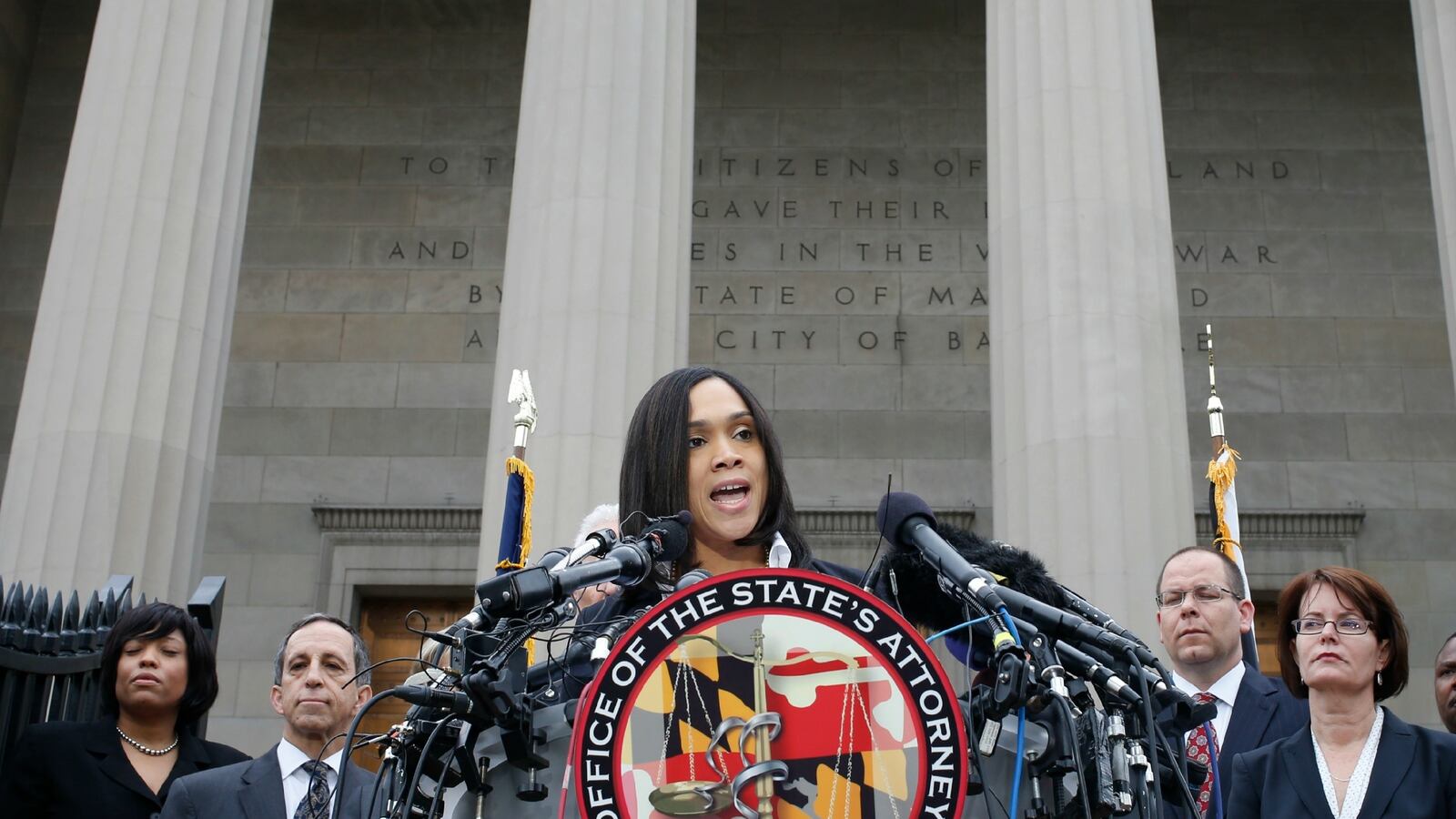 cheats/2015/09/02/judge-won-t-drop-freddie-gray-cop-charges/150508-baltimore-cheat_lhye5c