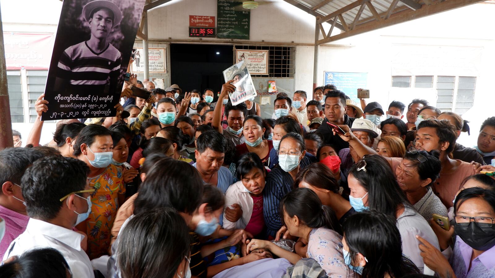 2021-03-28T080343Z_1938761263_RC28KM9AH6BY_RTRMADP_3_MYANMAR-POLITICS_kozaj2