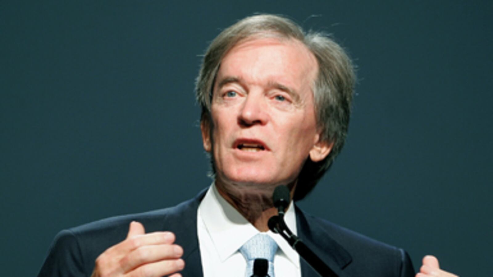 articles/2011/04/21/bond-king-bill-gross-america-wont-default-but-fiscal-crisis-looms/schneiderman-bill-gross_174639_qp42xe