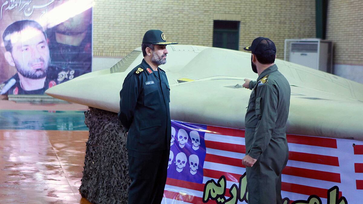 cheats/2011/12/15/iran-warns-afghanistan-about-u-s-drones/iran-drones-solomon_rawpy9