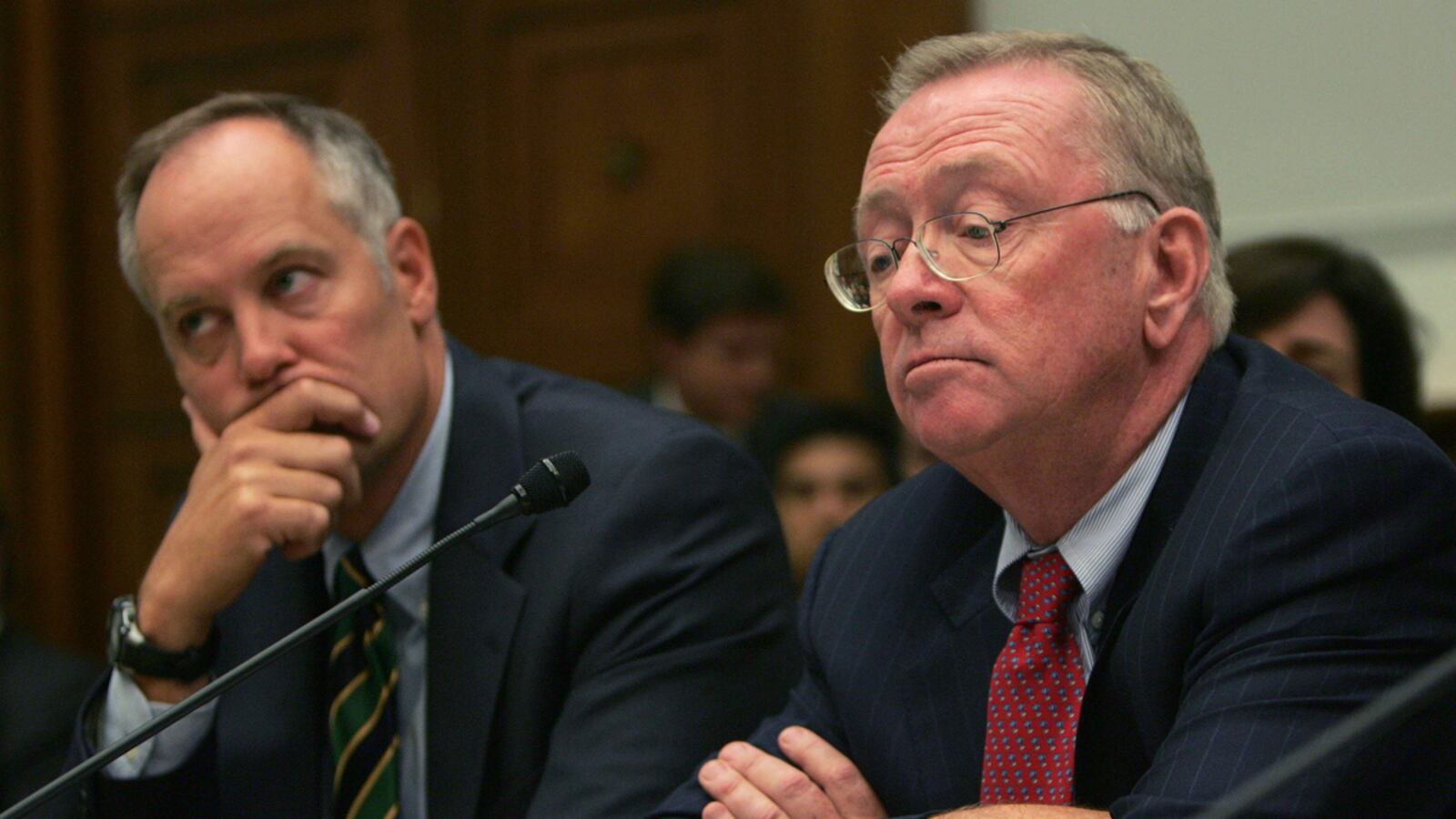 cheats/2011/12/16/former-fannie-freddie-execs-charged/sec-charges-executives-fannie-freddie-cheat_otcqgf