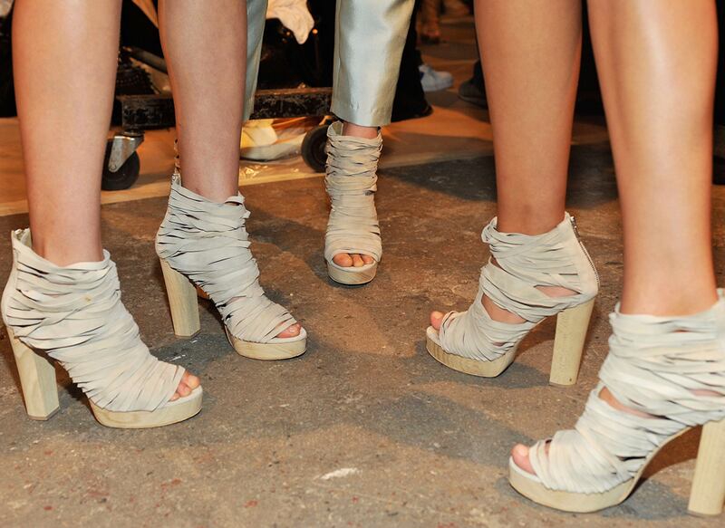 galleries/2010/09/10/fashion-week-s-first-days/ny-fashion-week-wrap-1---doo-ri_ckh03u