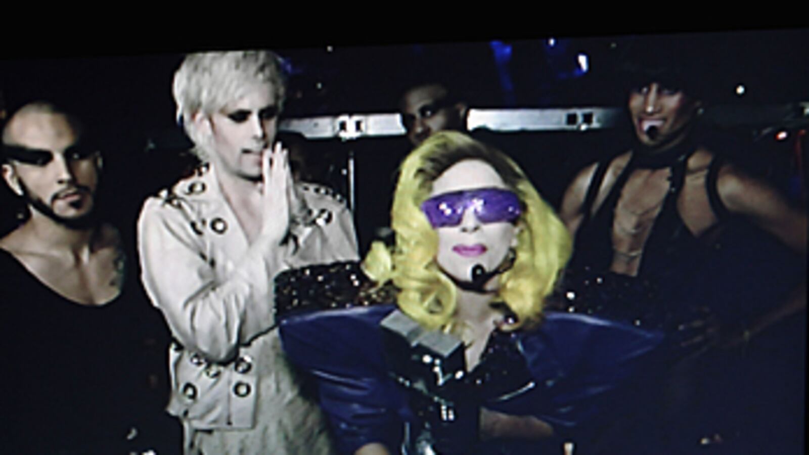 cheats/2010/11/08/gaga-dominates-europersquos-mtv-awards/lady-gaga-mtv-europe_znnhps