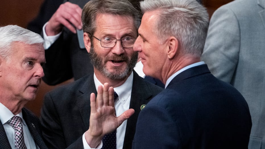 Tim Burchett, R-Tenn., and Republican Leader Kevin McCarthy, R-Calif..