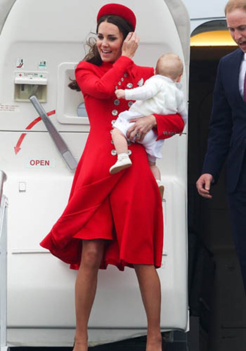 articles/2014/04/07/prince-george-faces-the-global-media/prince-george5_adrri1