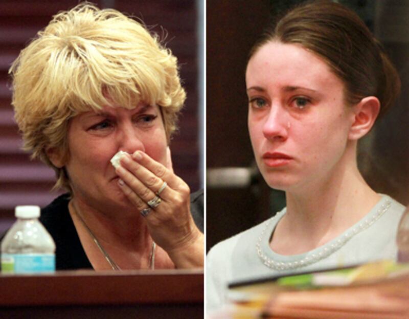 articles/2011/06/01/casey-anthony-trial-mother-points-a-finger-at-her-daughter/dimond-casey-anthony-mother_184784_sveamk