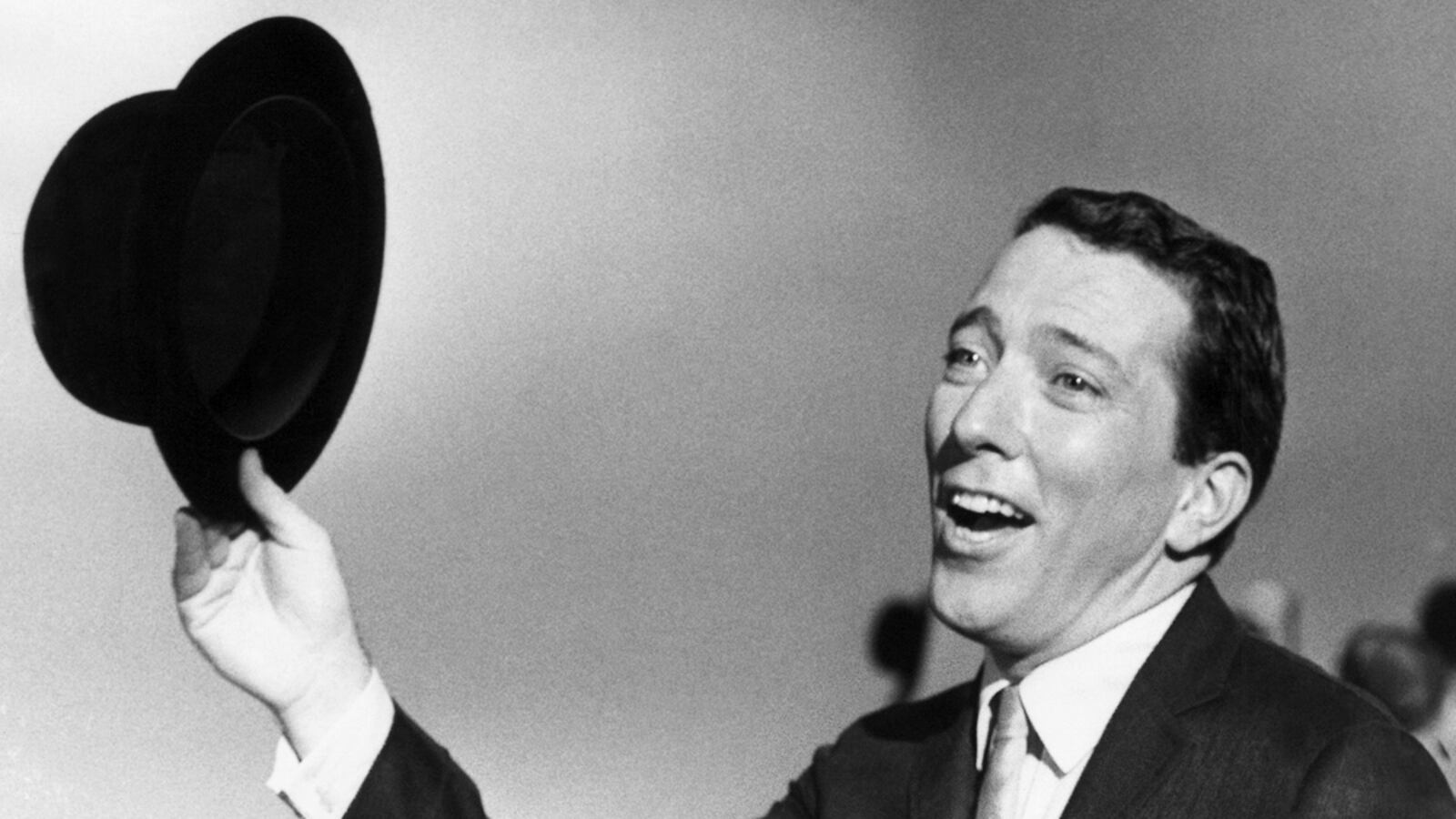 cheats/2012/09/26/singer-andy-williams-dies/andy-williams-died-cheat_wxcrck