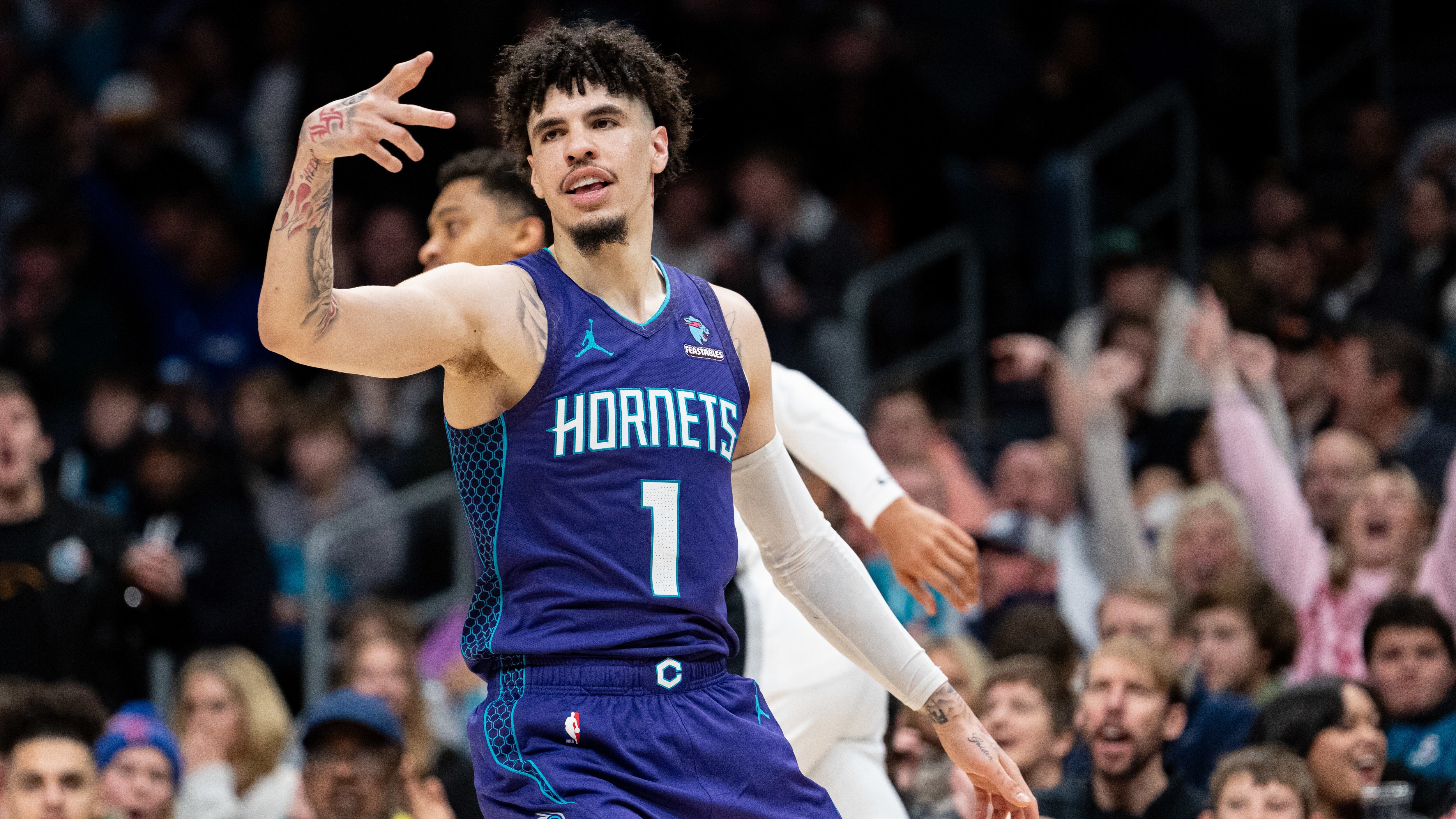 Hornets Star LaMelo Ball Drove Over 11-Year-Old Fan's Foot as He Tried to Get Autograph: Lawsuit