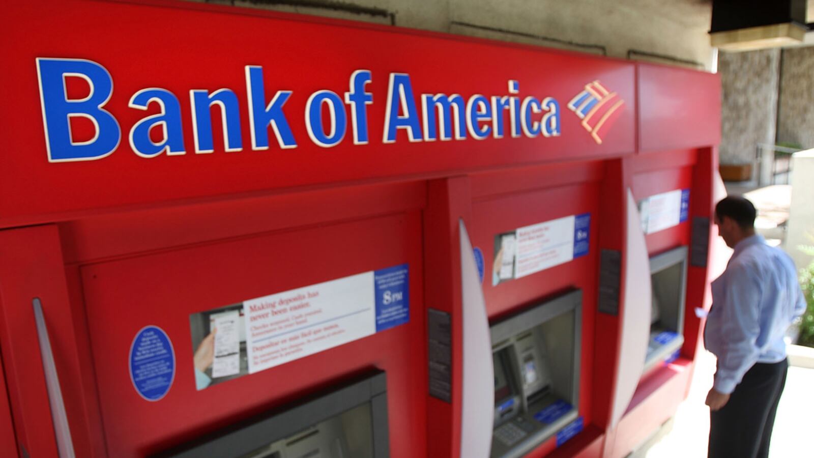 cheats/2011/09/29/boa-announces-5-debit-fee/stock-market-crash-bank-of-america-cheat_ofxqdv