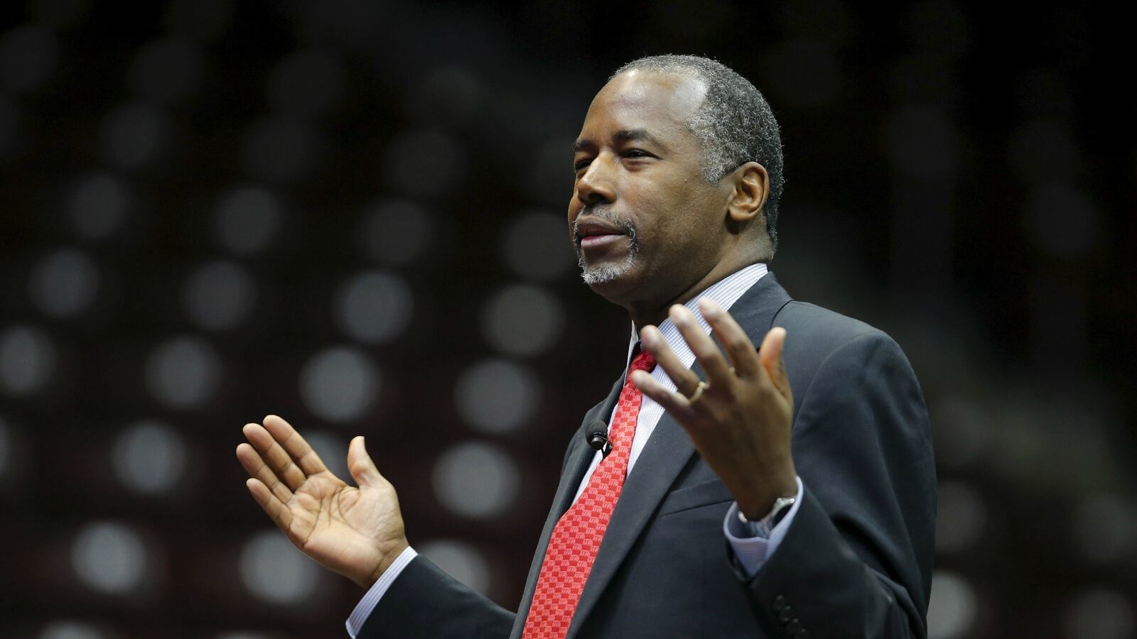 cheats/2015/12/31/top-ben-carson-aides-resign/151217-carson-cheat_ysn7uj