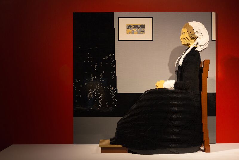 galleries/2014/02/07/20-amazing-lego-sculptures-that-will-blow-your-mind-photos/140206-lego5_kekylf