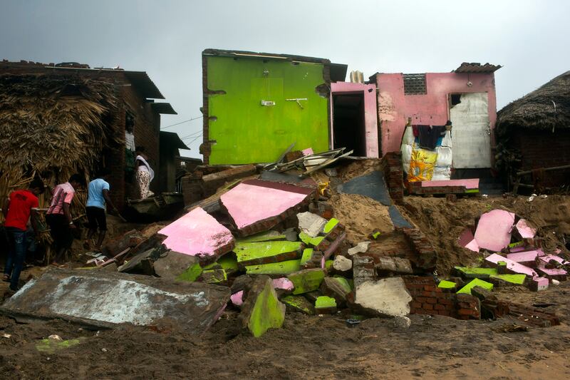 galleries/2013/10/19/the-week-in-photos-october-18-2013/131017-green-pink-home-wip_o4lkao