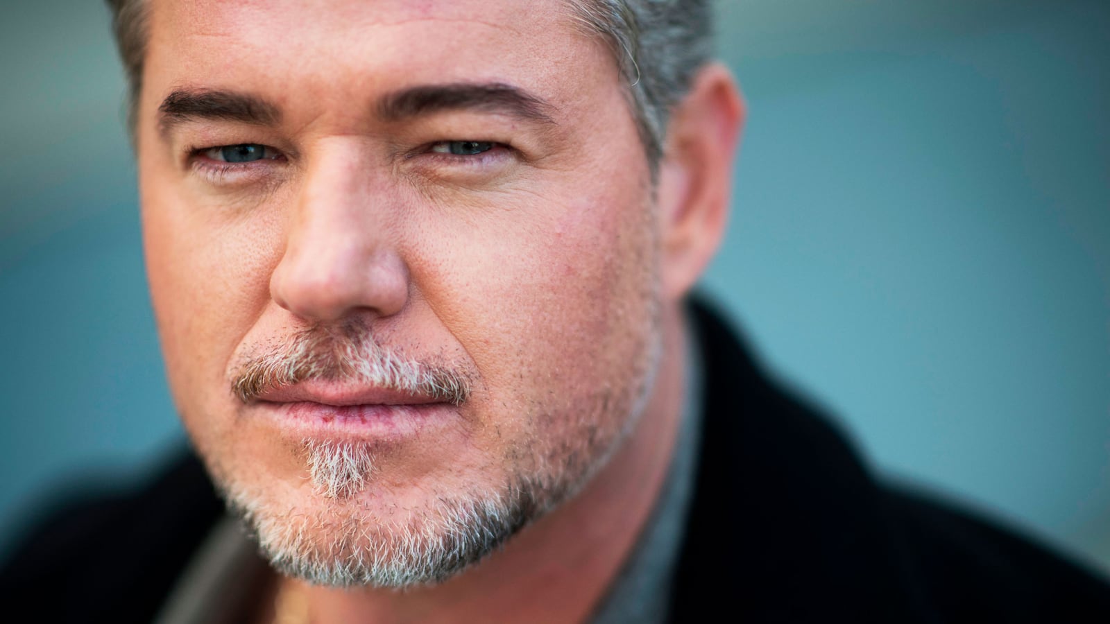 220419-Stern-Eric-Dane-tease_gqtlia