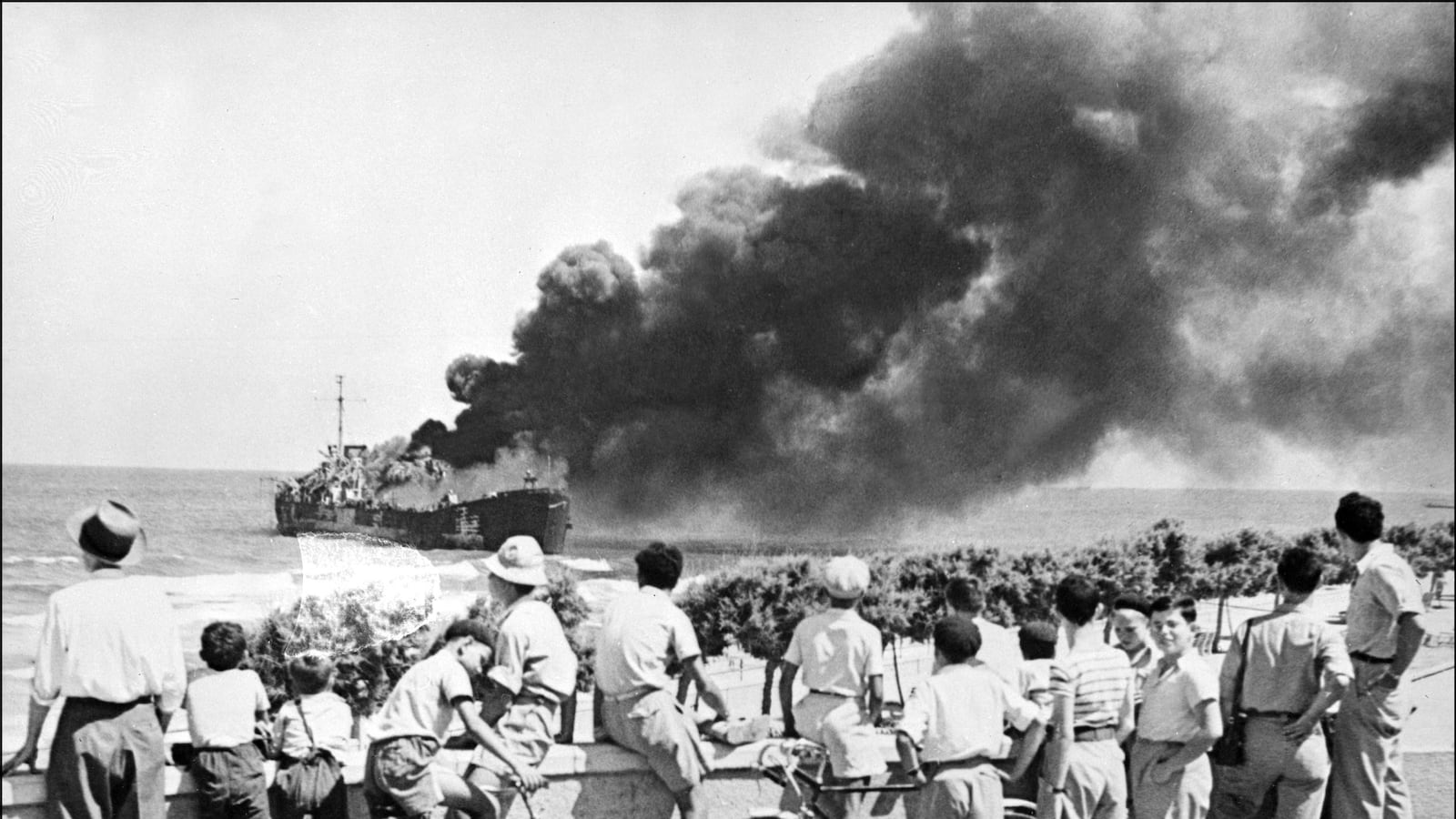 articles/2012/04/02/safer-side-by-side-why-israel-needs-palestine/altalena-fire-openz_rvlo0a