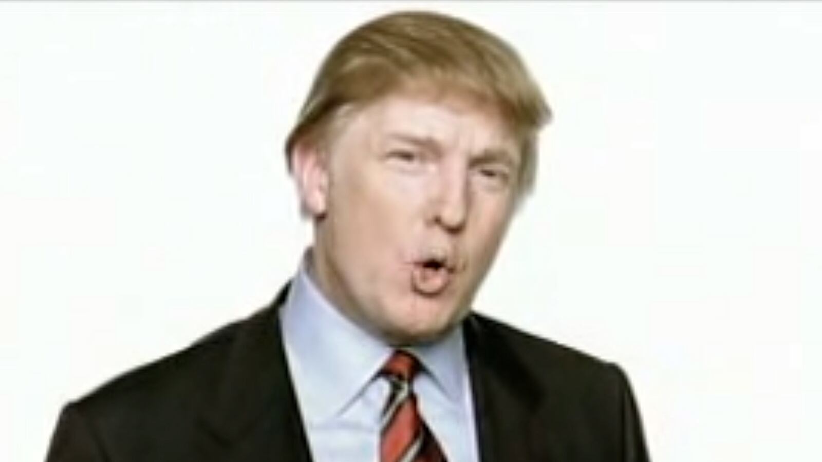 videos/2015/09/08/citizen-trump-takes-on-citizen-kane/150908-viralvid-trumpkane-tease_tu4fhr