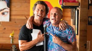 Matthew McConaughey and Woody Harrelson in Brothers