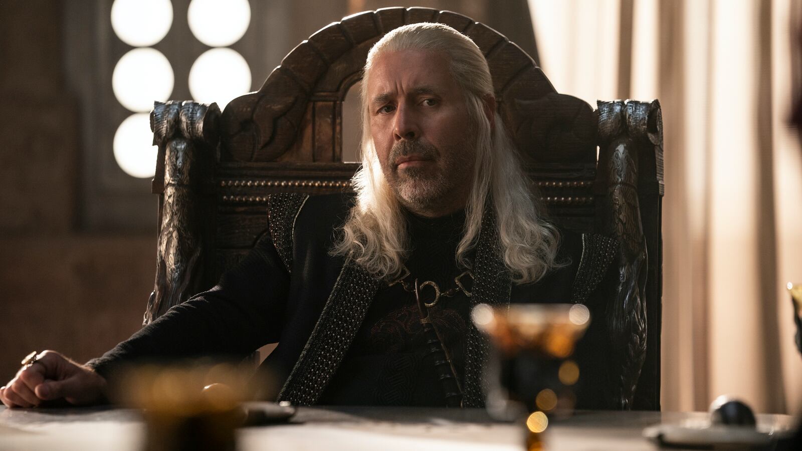 paddy-considine-as-king-viserys-targaryen_cvlpby