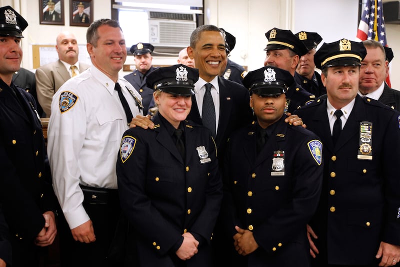 galleries/2011/05/05/obama-visits-ground-zero/obama-gound-zero-05_pibdou