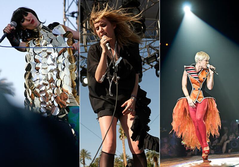 galleries/2009/04/24/the-week-in-celebrity-fashion-edition/week-in-cele424-7_sjoqgn