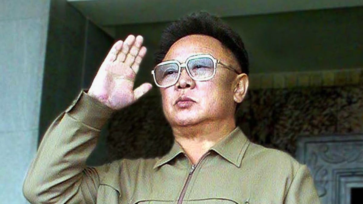 cheats/2011/12/19/kim-jong-il-died-of-heart-attack/kim-jong-il-dies_kewxg2