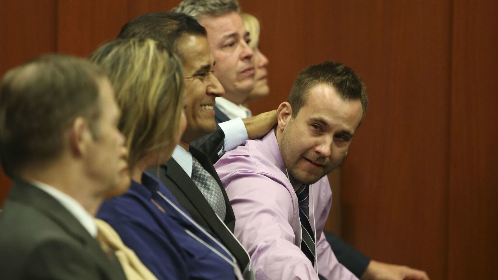 cheats/2014/10/01/george-zimmerman-s-family-loves-guns/141001-zimmermanfamily-cheat_ll5967