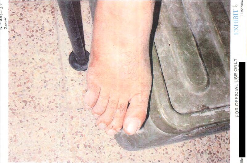 articles/2016/02/05/obama-s-pentagon-covers-up-bush-era-detainee-abuse/160205-shane-abuse-embed1_hgaidr