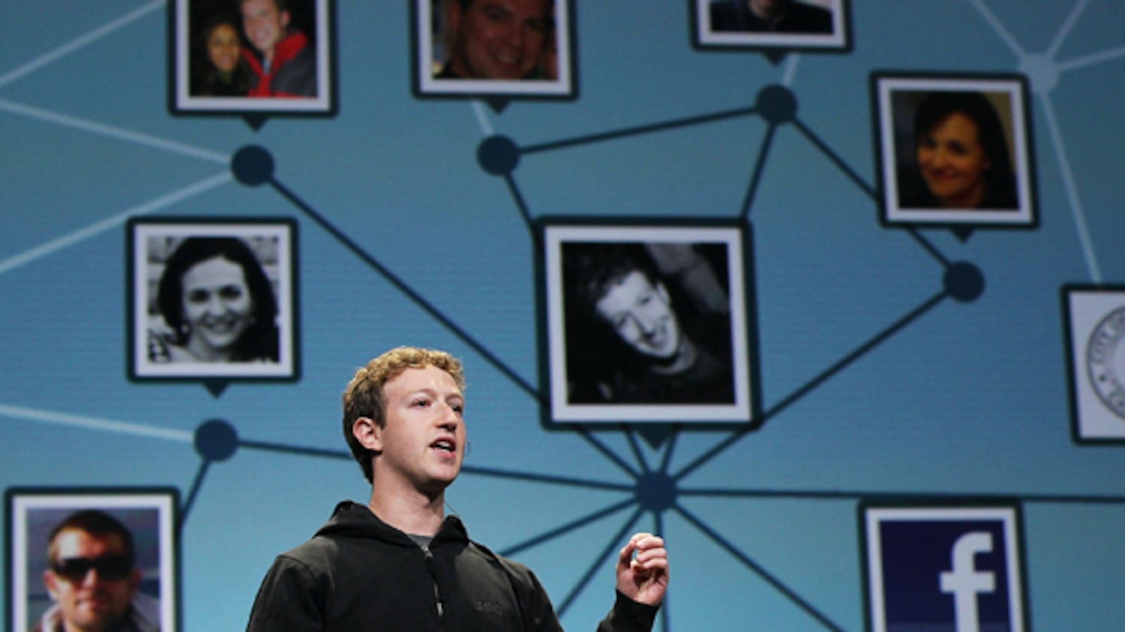 cheats/2010/11/15/facebook-unveils-new-messaging-service/sx-top---kirkpatrick-facebook-email_psiqn6