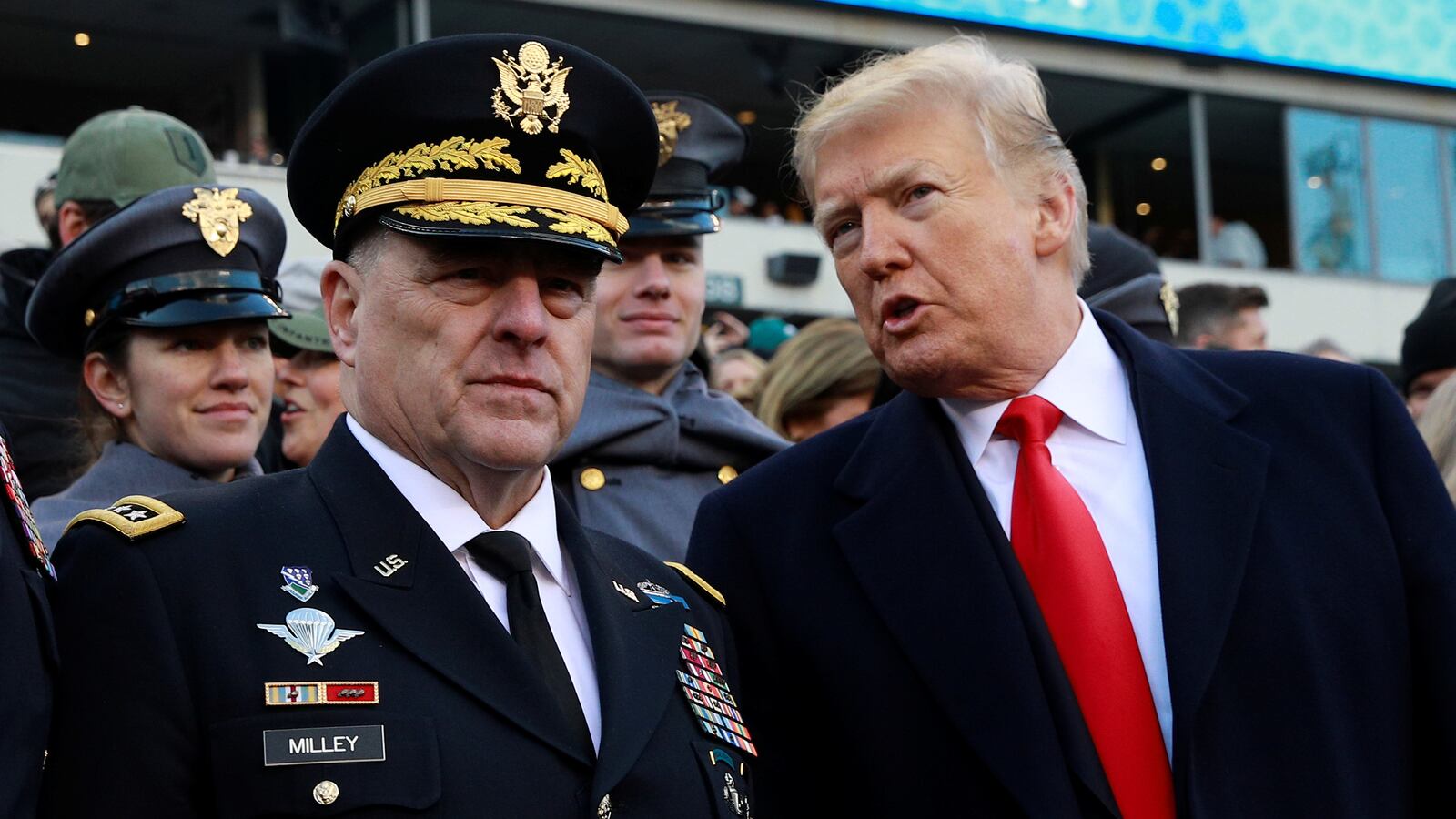 2018-12-08T205633Z_1142836144_RC121A0F4320_RTRMADP_3_USA-TRUMP-MILITARY_ie5o5r