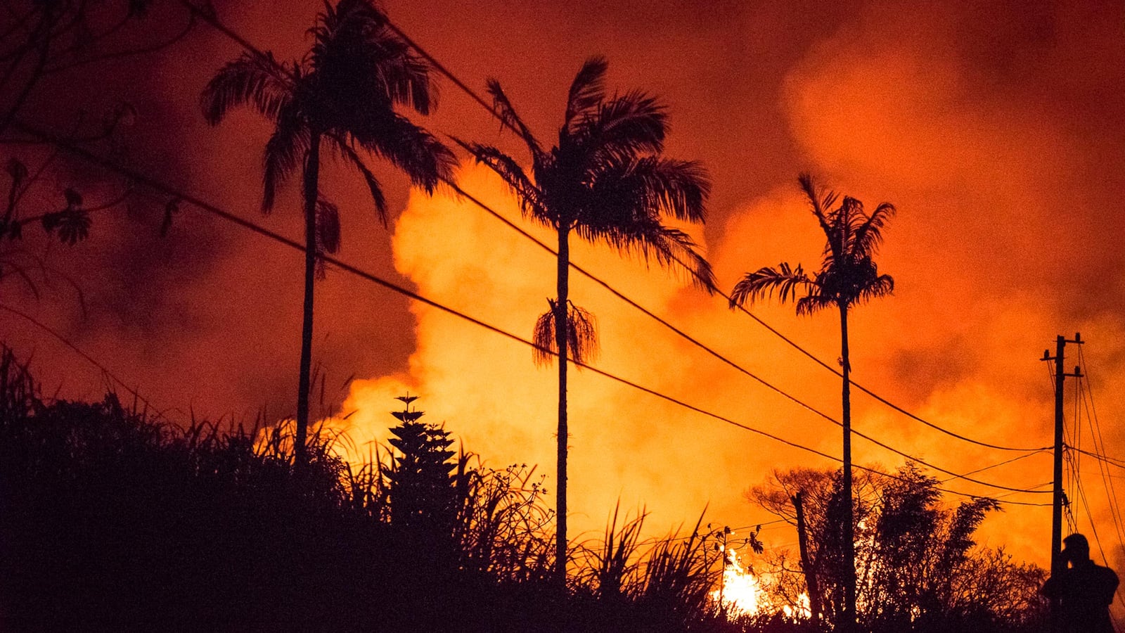 180601-barbie-hawaii-tease_eyddpc