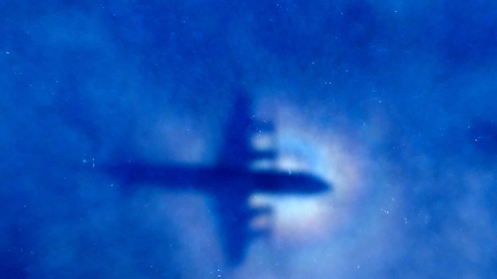 articles/2014/04/05/the-worst-place-in-the-world-for-mh370-to-go-missing/140402-irving-plane-tease_sh3e3o