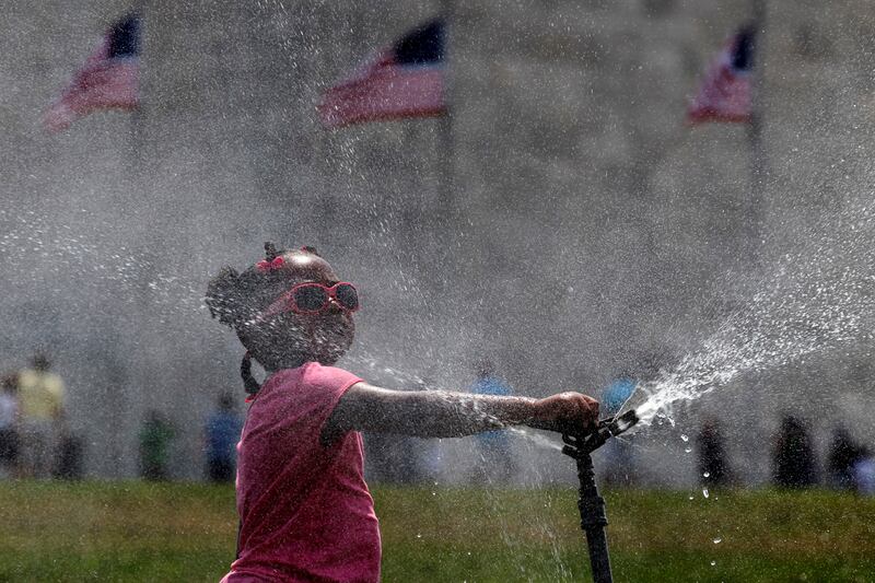 galleries/2011/08/15/america-s-hottest-cities/americas-hottest-cities-redux-teaser_q1wiu0