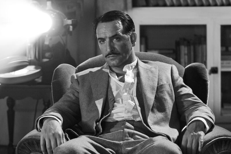 galleries/2011/12/13/j-edgar-the-artist-game-of-thrones-list-of-golden-globe-nominations-2012-photos/golden-globe-noms-the-artist-actor_kuxuql