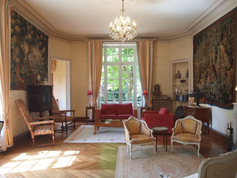 190816-MCNEARNEY-OMG-I-WANT-TO-RENT-THIS-HOUSE-France03_rocy3i