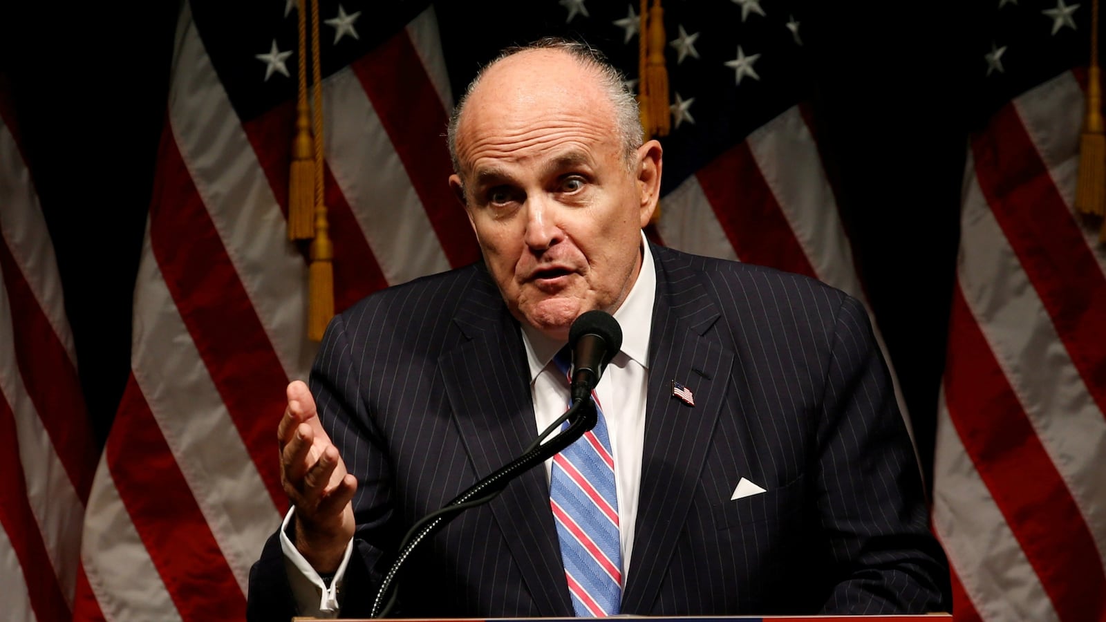 cheats/2017/03/06/trump-hires-rudy-giuliani-s-son/170306-giuliani-son-cheat_mokx84