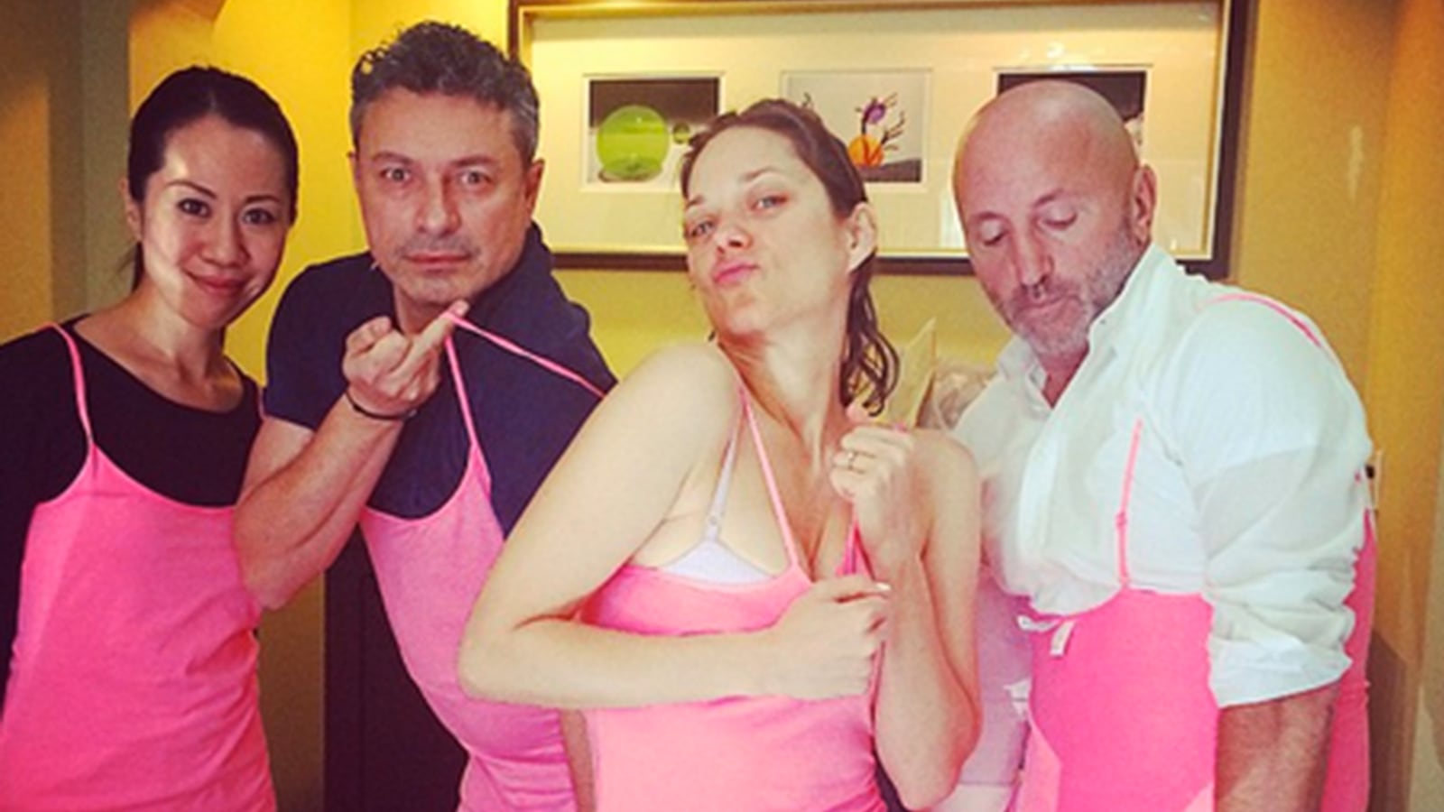 galleries/2015/02/23/celebrity-instagrams-at-the-oscars/150223-celeb-oscars-instagram-tease_hfougv