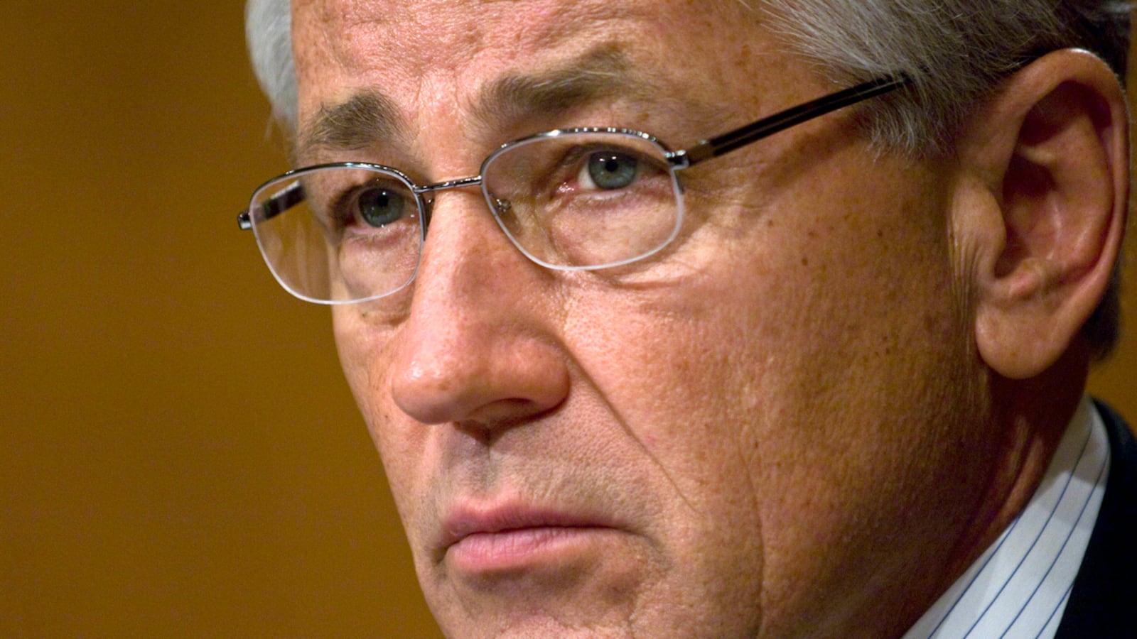 articles/2013/01/08/obama-s-phony-bipartisan-pick-chuck-hagel-for-defense/latimer-hagel-pick-tease-embed_qpurcw